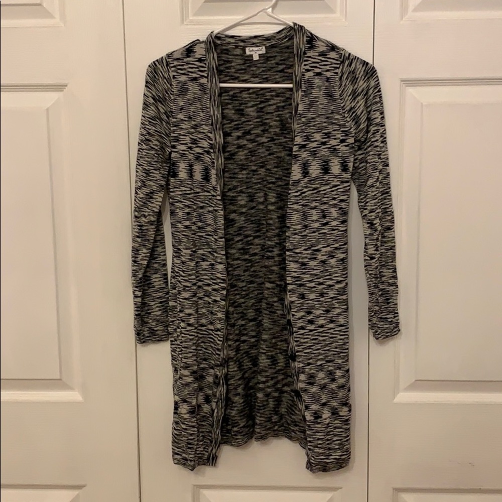 Splendid girls size 14 long cardigan